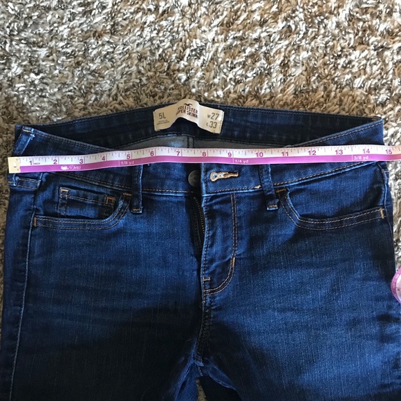 Hollister Skinny Jeans - Picture 3 of 3